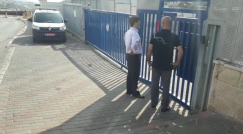  فيديو: استدعاء الدكتور رائد فتحي لمركز شرطة أم الفحم 